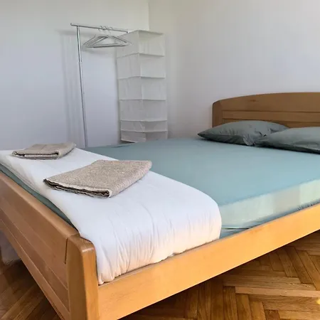Apartament Jela *